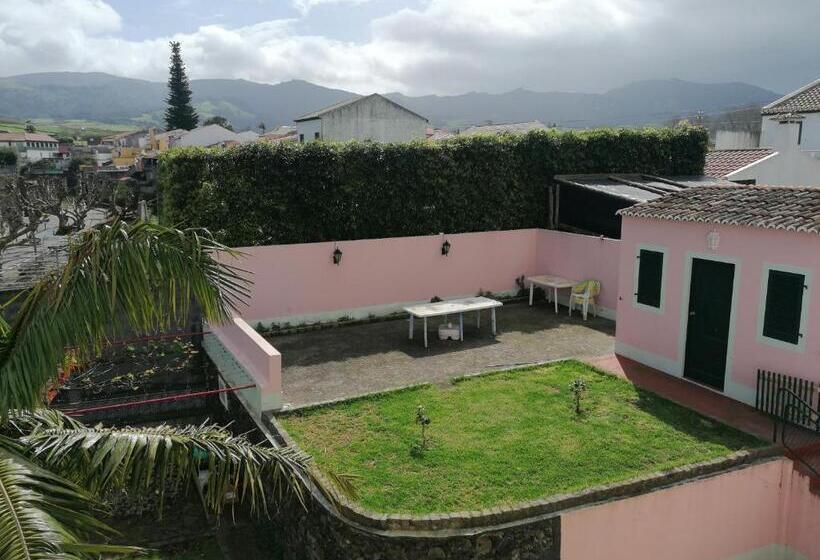 デラックスルーム, Vila Laura