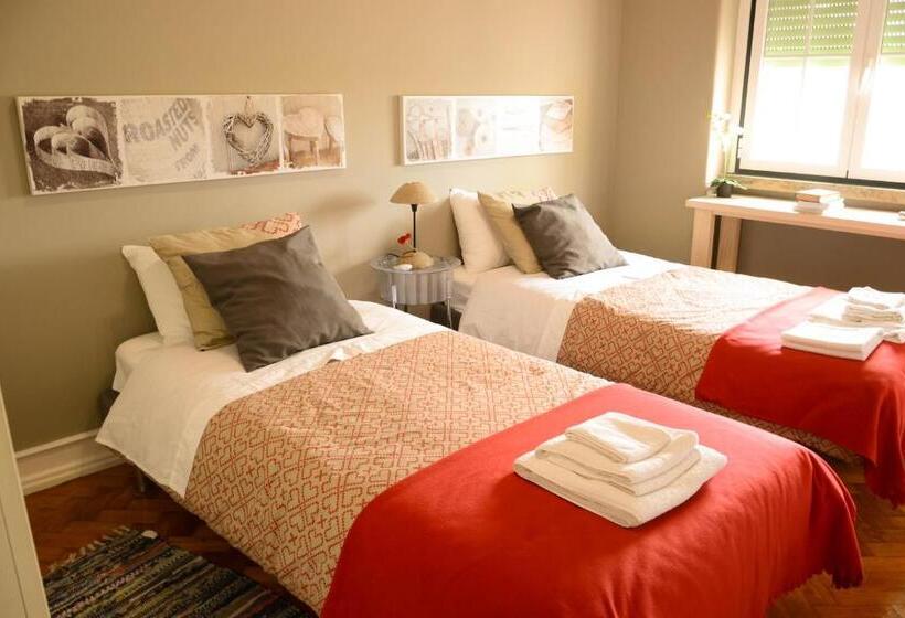 Quarto Estandar Banheiro Compartilhado, Alvalade Ii Airport Guest House
