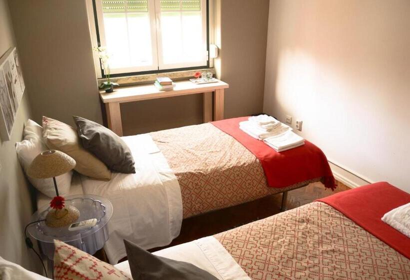 اتاق استاندارد با سرویس بهداشتی مشترک, Alvalade Ii Airport Guest House