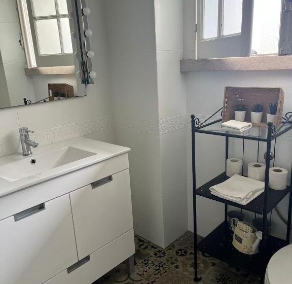 اتاق خانوادگی با سرویس بهداشتی مشترک, Alvalade Ii Airport Guest House