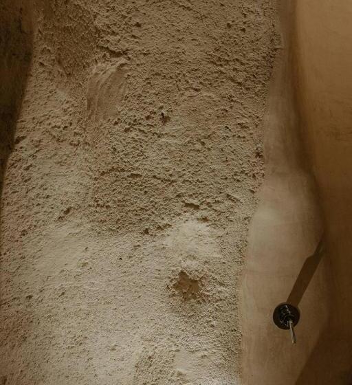 اتاق استاندارد چهار تخته, Pietragialla