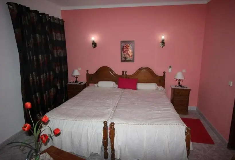 スタンダードトリプルルーム, Vila Sodré Guest House