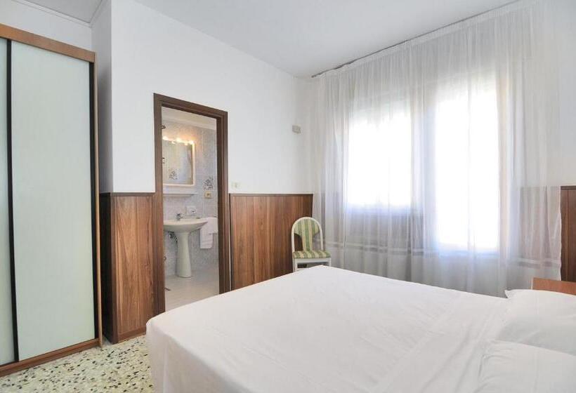 חדר אקונומי, Venus Best Price