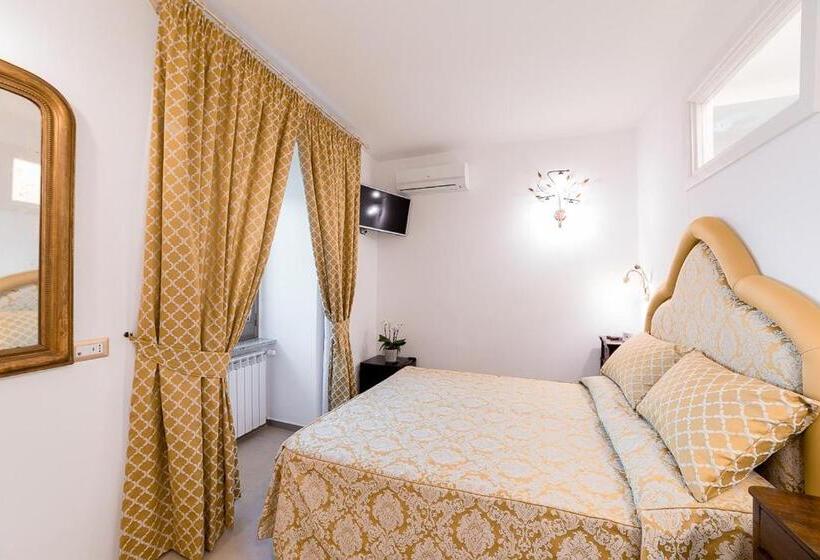 デラックスルーム, Angeli A Ravello