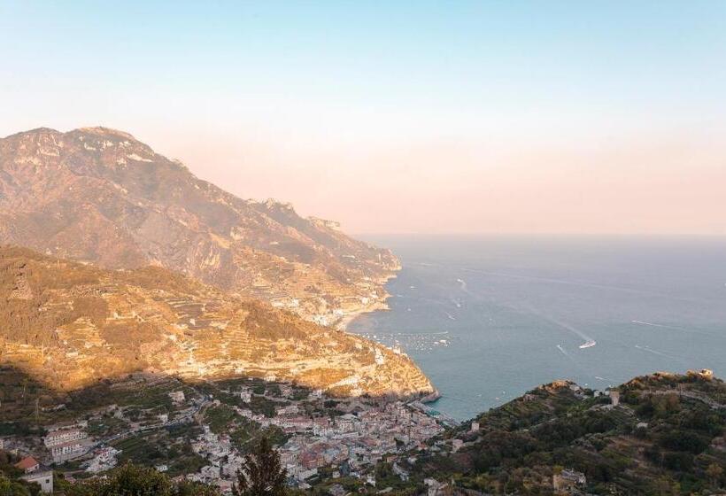 デラックスルーム, Angeli A Ravello