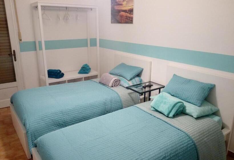 带共用浴室的标准房间, Ivrea La Bella