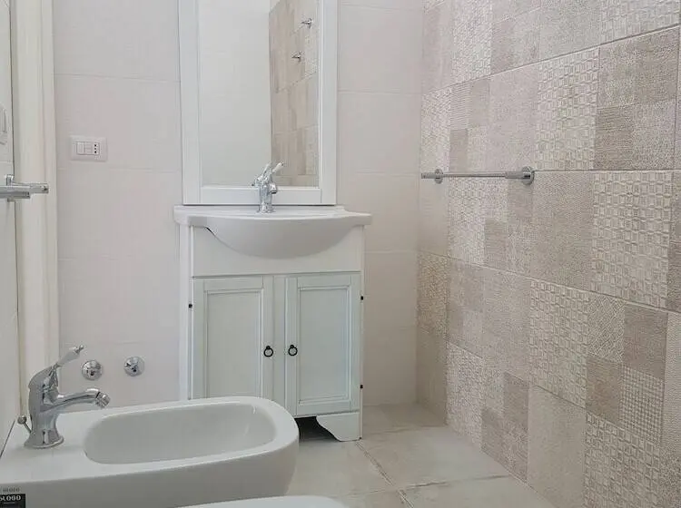 デラックスルーム, Lu Salentu White House