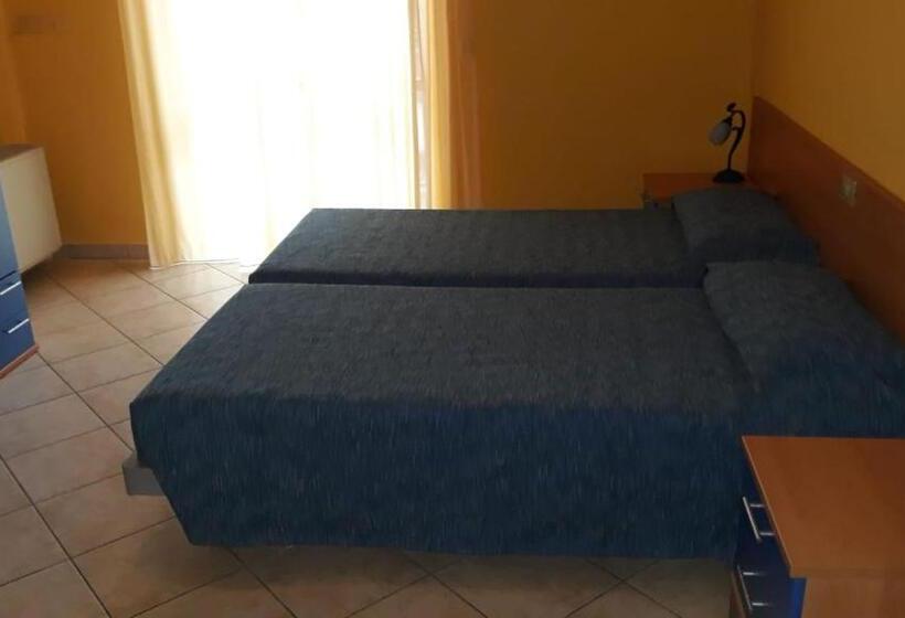 标准间, Mr Jackpot2