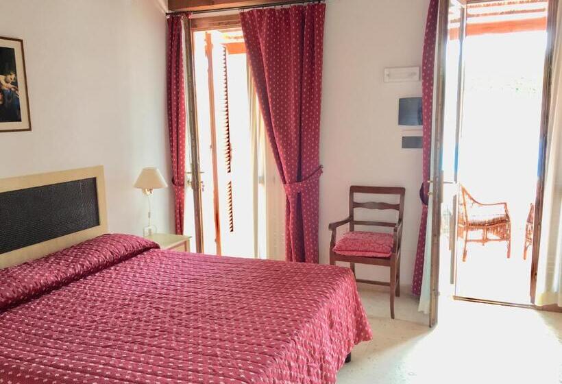 غرفة قياسية, La Cipriana