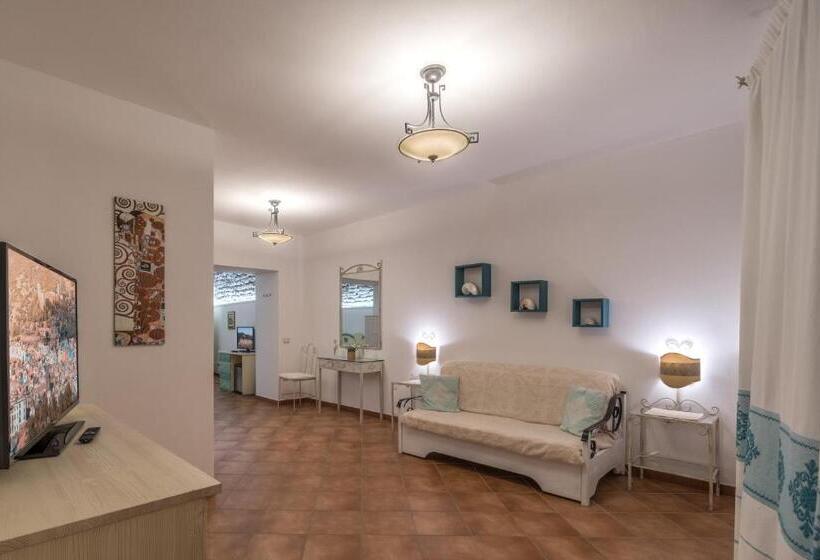 패밀리 룸, Bosa Queen House