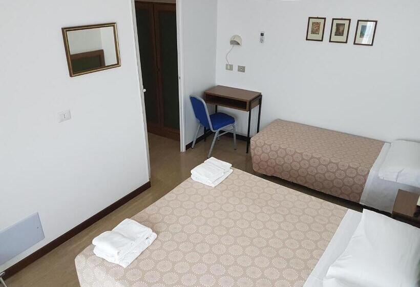 Апартаменты 1 Спальня Вид на Море с Балконом, Residence Adriana