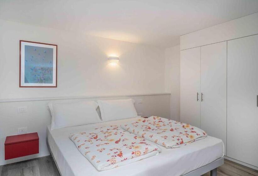 דירת חדר, Appartamenti Decarli