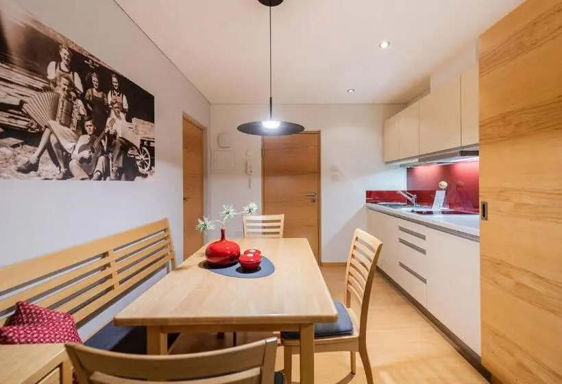 Deluxe-huoneisto 1 Makuuhuone, Paloria Apartments & Sport