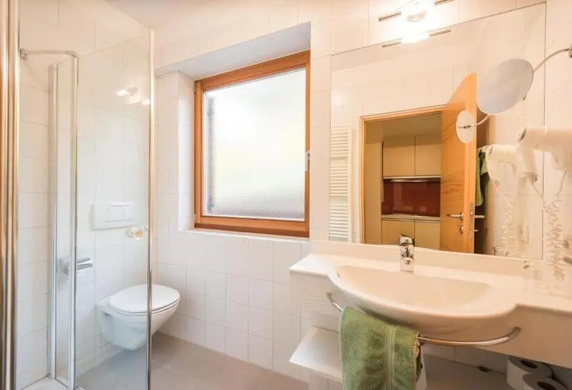 Huoneisto 1 Makuuhuone Näkymä, Paloria Apartments & Sport