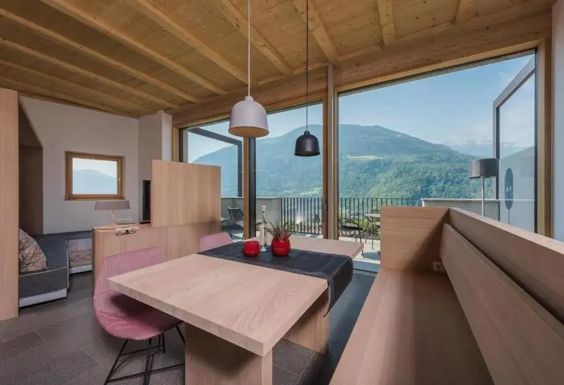 1 Bedroom Penthouse Apartment, Paloria Apartments & Sport
