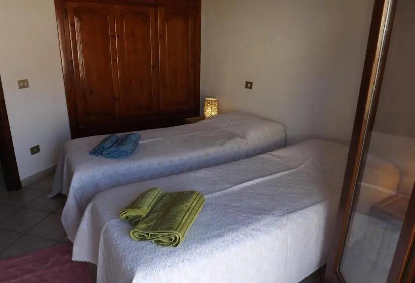 اتاق استاندارد با بالکن و چشمانداز دریا, Cala Gonone Cozy House Sea View