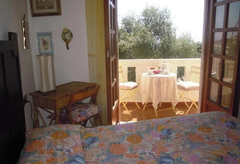 اتاق استاندارد با بالکن و چشمانداز دریا, Cala Gonone Cozy House Sea View