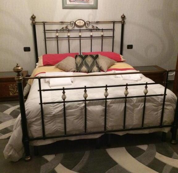 اتاق استاندارد با تخت بزرگ, Sicily Center Rooms  Calascibetta,enna