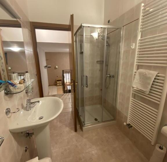 디럭스 룸 호수 전망, Agriturismo Costadoro