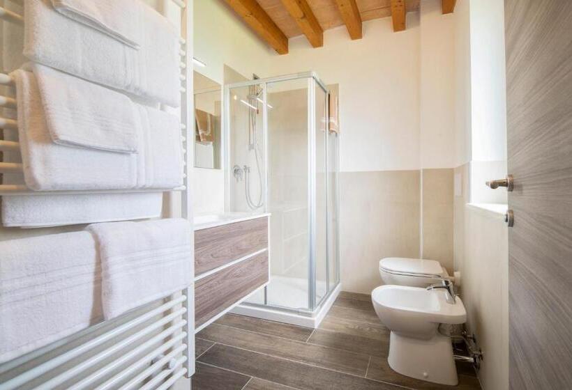 דירת חדר סופריור, Lagolivo