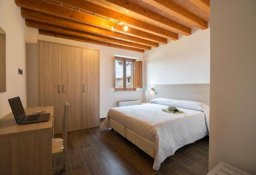 דירת חדר סופריור, Lagolivo