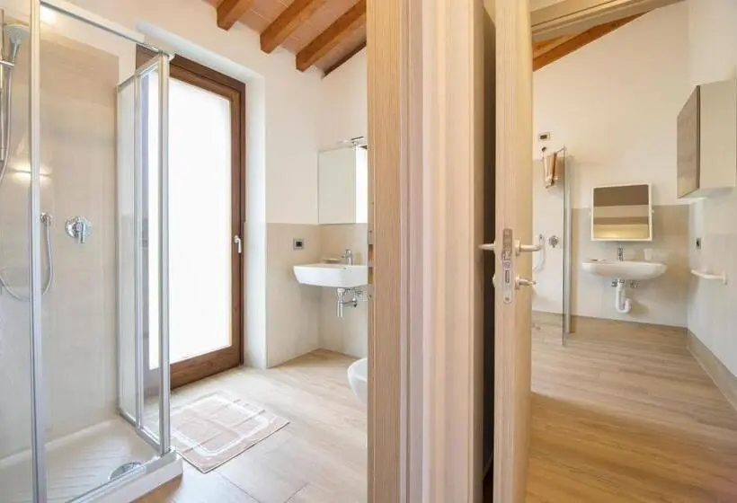 スリーベッドルーム　ヴィラ, Lagolivo