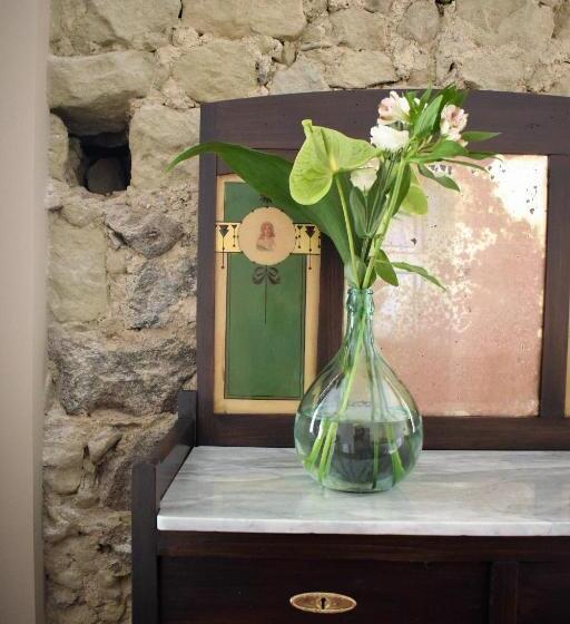 חדר סטנדרט לשלושה, Cento Tari' Guest House