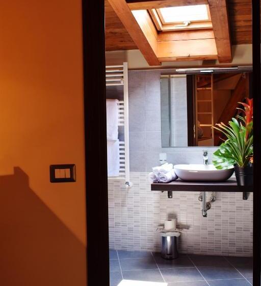 Полулюкс Одноместный с Террасой, Cento Tari' Guest House