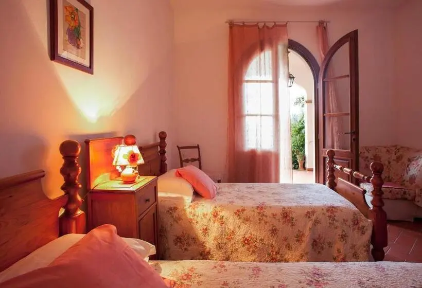 庭の見える１ベッドルームアパートメント, Agriturismo Tra Gli Ulivi, Chiappini