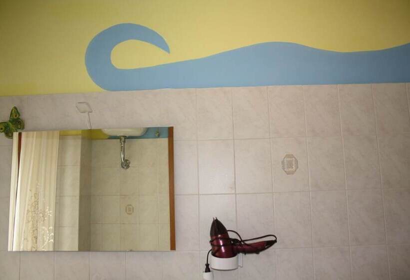 חדר סטנדרט לשלושה, La Maison De Gina   B&b