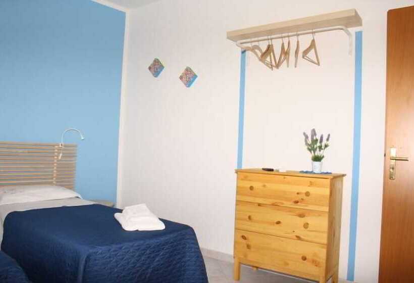 חדר סטנדרט לשלושה, La Maison De Gina   B&b