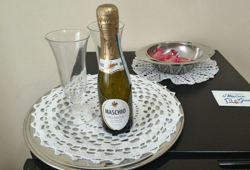 חדר סטנדרט לארבעה, La Maison De Gina   B&b