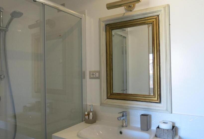 غرفة ديلوكس مطلّة علي البحر, Guest House Maison 6