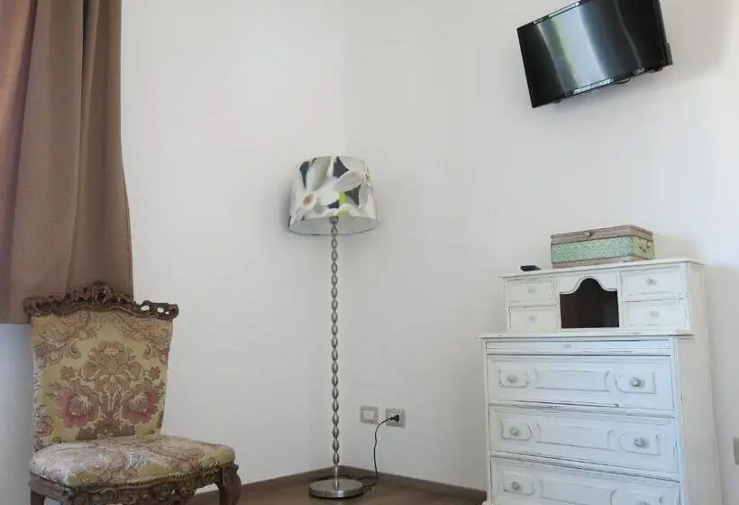 اتاق لوکس با چشمانداز دریا, Guest House Maison 6