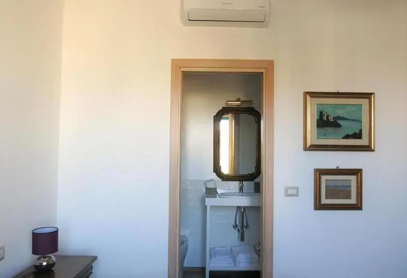 اتاق لوکس با چشمانداز دریا, Guest House Maison 6