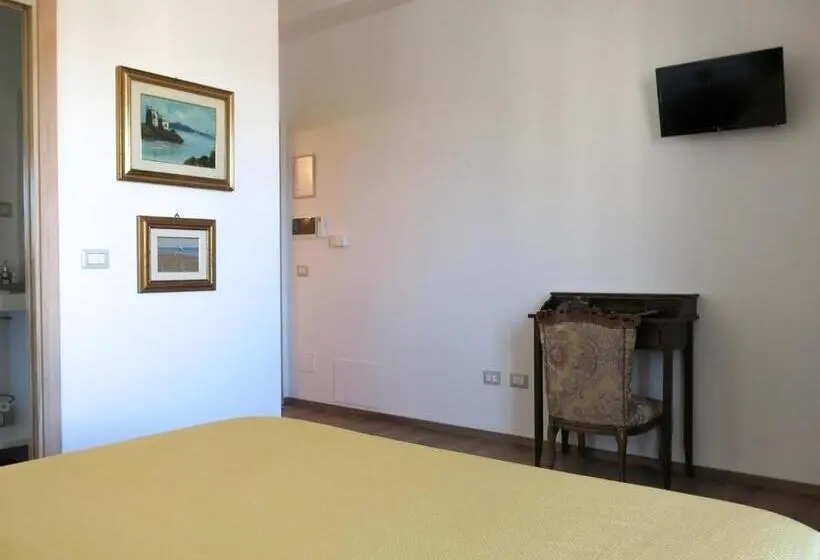 اتاق لوکس با چشمانداز دریا, Guest House Maison 6