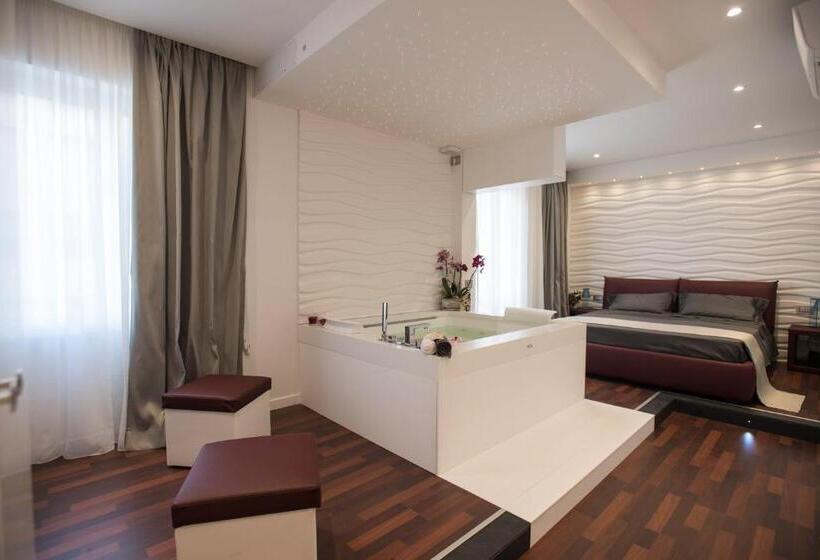 디럭스 스위트, F53 Kevin's Charming Houses