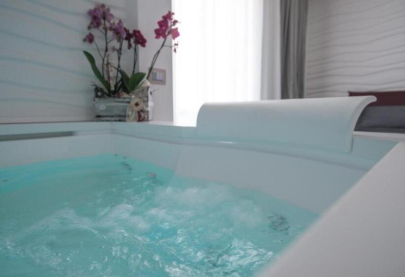 디럭스 스위트, F53 Kevin's Charming Houses