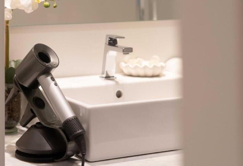 디럭스 스위트, F53 Kevin's Charming Houses