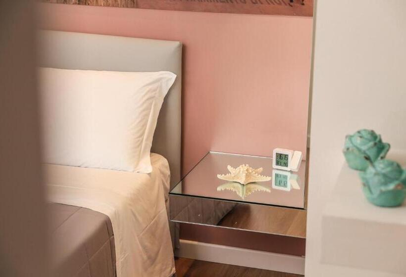 발코니 디럭스 룸, F53 Kevin's Charming Houses