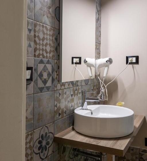 Cameră Cvadruplă Standard, Granello Suite Central