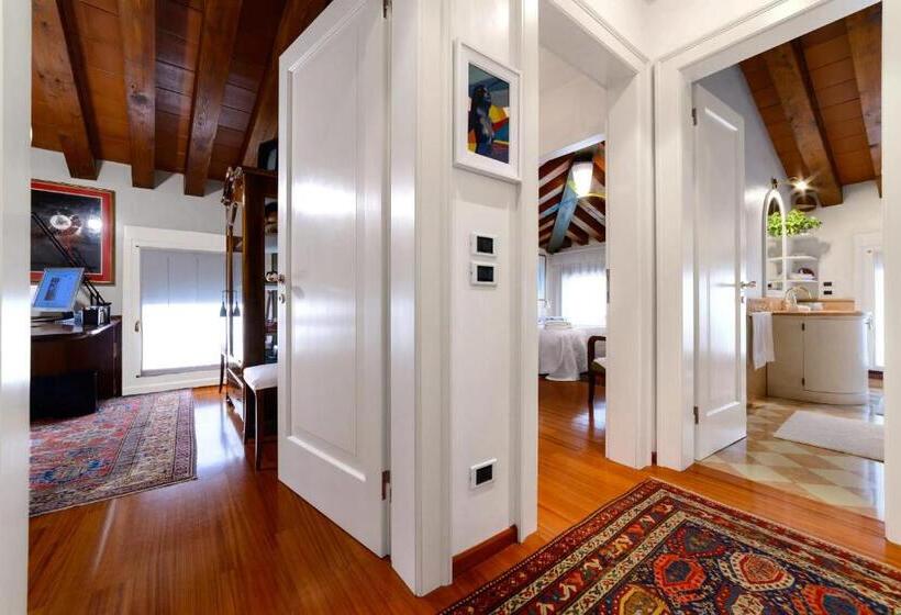 اتاق لوکس, Mini Suite Deluxe Isola Di Mezzo