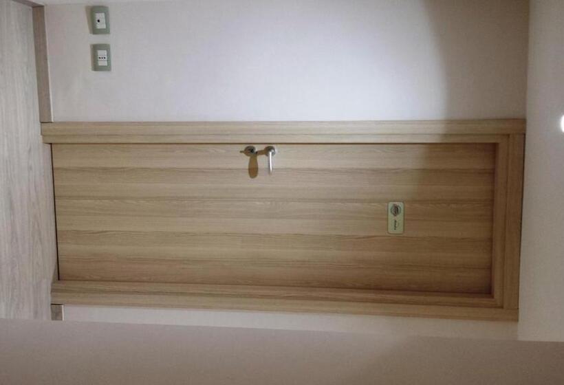 اتاق استاندارد, Romulea Guest House