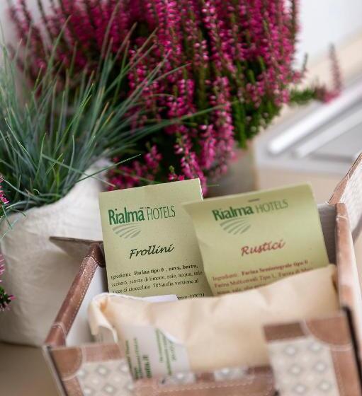 스탠다드 스튜디오, Residence Monterosa