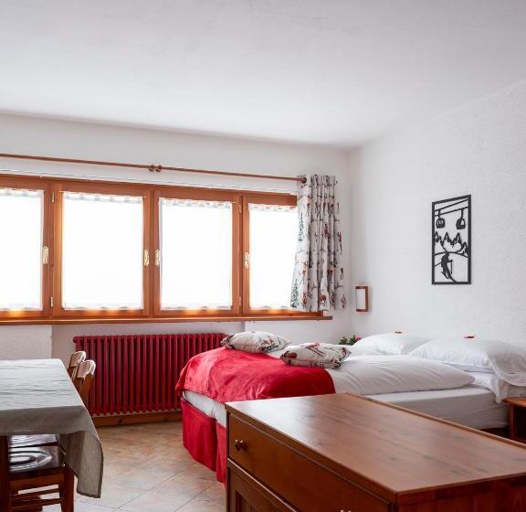 스탠다드 스튜디오, Residence Monterosa