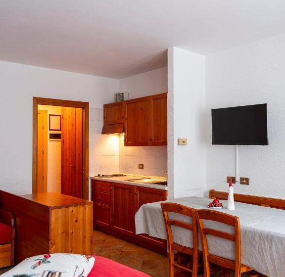 스탠다드 스튜디오, Residence Monterosa