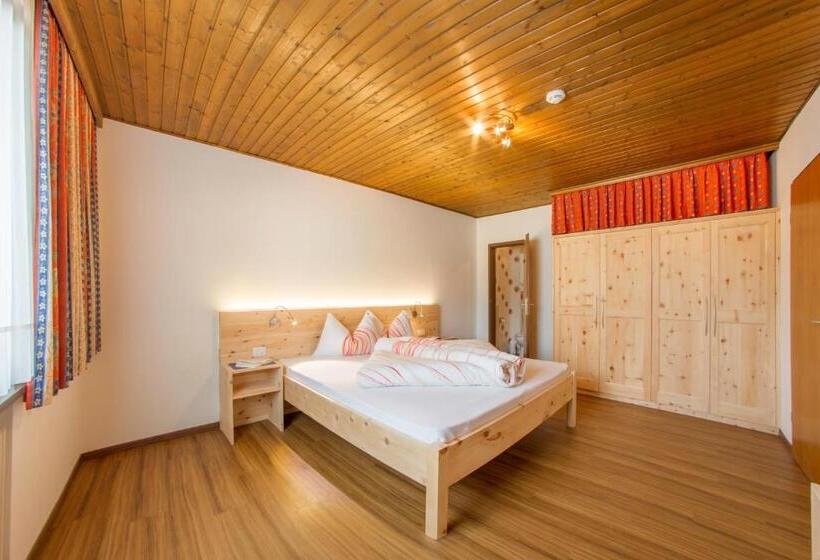 شقة غرفة واحدة, Residence Silvia