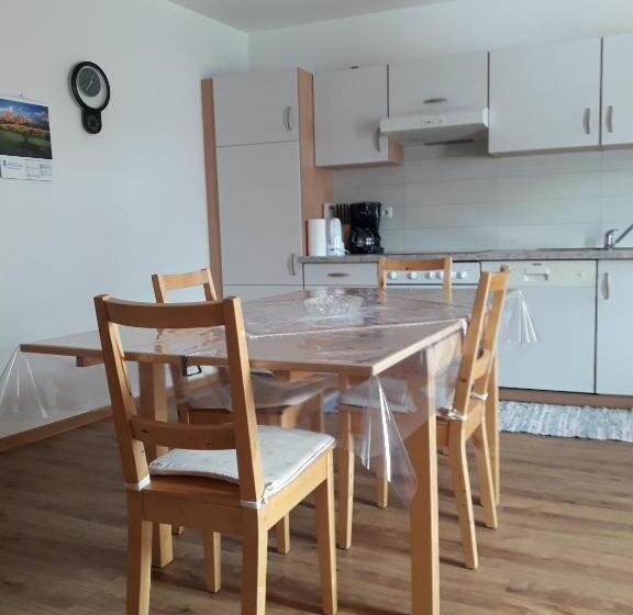 شقة غرفة نوم واحدة مزودة بشُرفة, Hofstatthof