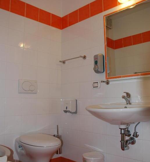 غرفة قياسية رباعية, Affittacamere Dai Stoneri