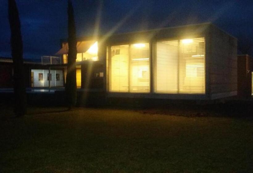 جناح عائلي, Guest House Località Sorbara